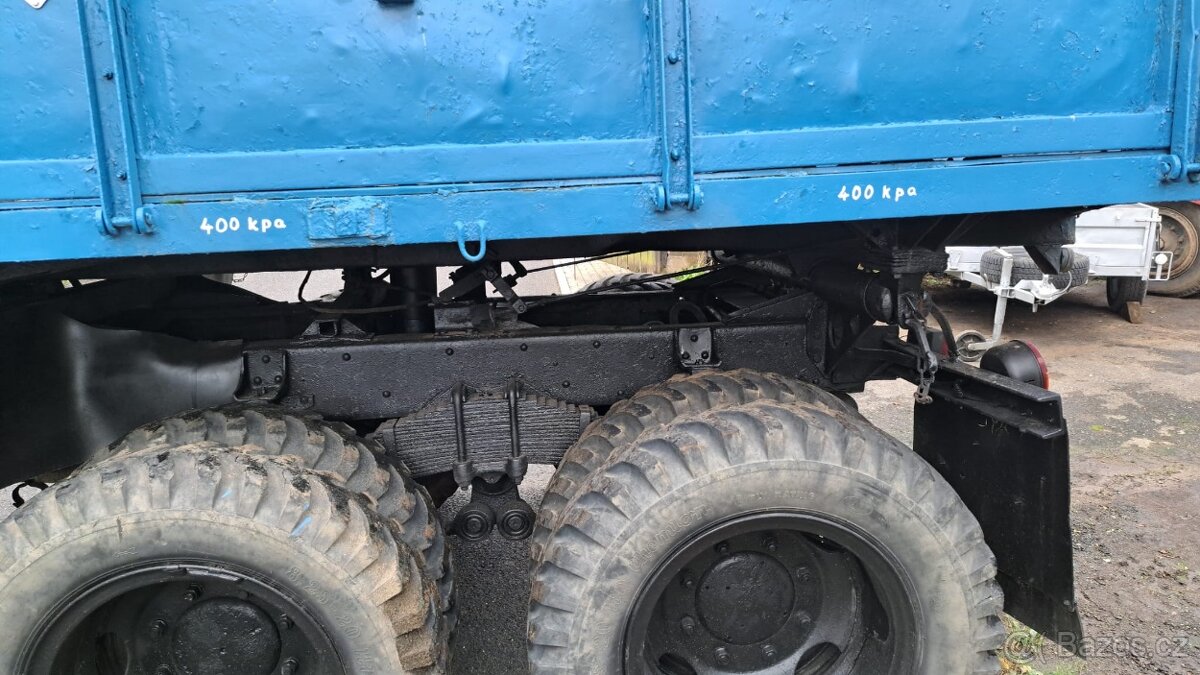 Praga V3S třístraný sklápěč - 5