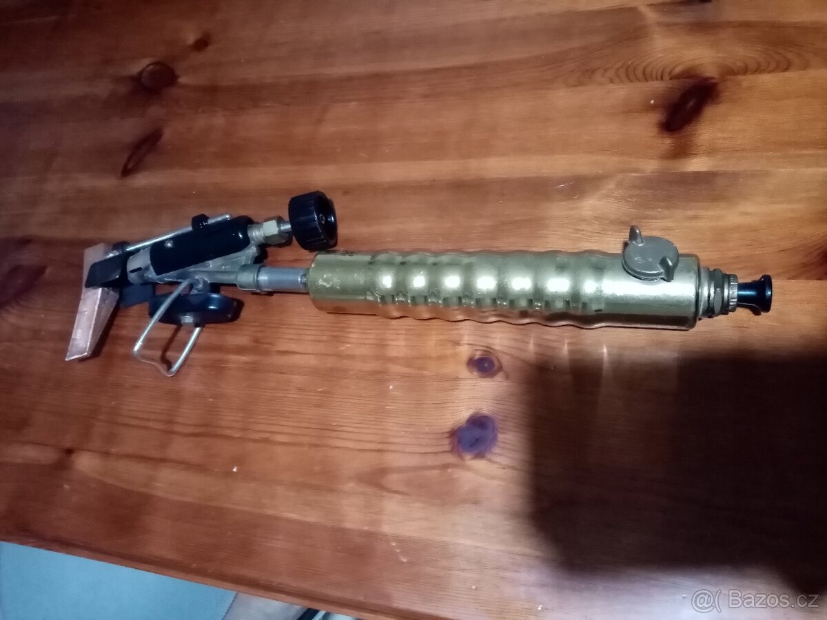 Benzínová pájka - 5