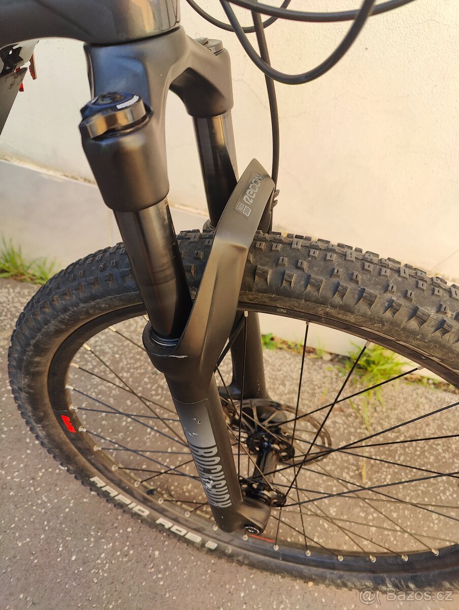 SAVA 27,5" DECK 9.3 vel. 17"/M karbon - 5