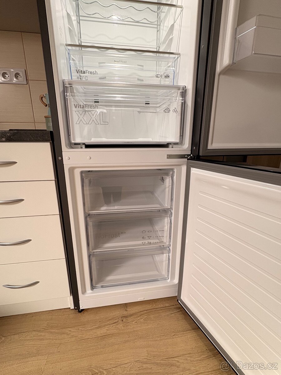 Chladnička s mrazničkou Bosch serie 4 - 5