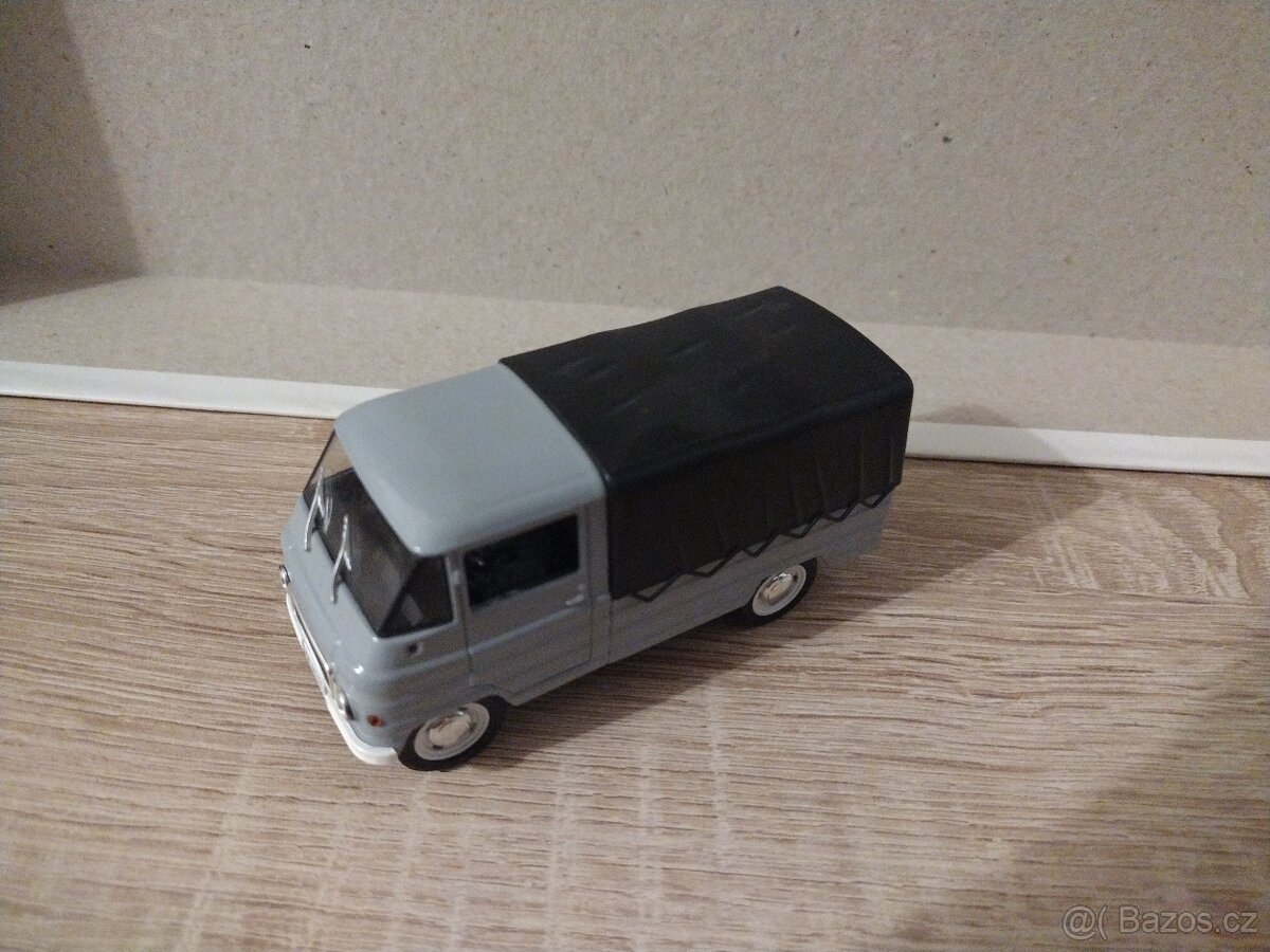 Kultovní auta ČSSR - 4 - 5