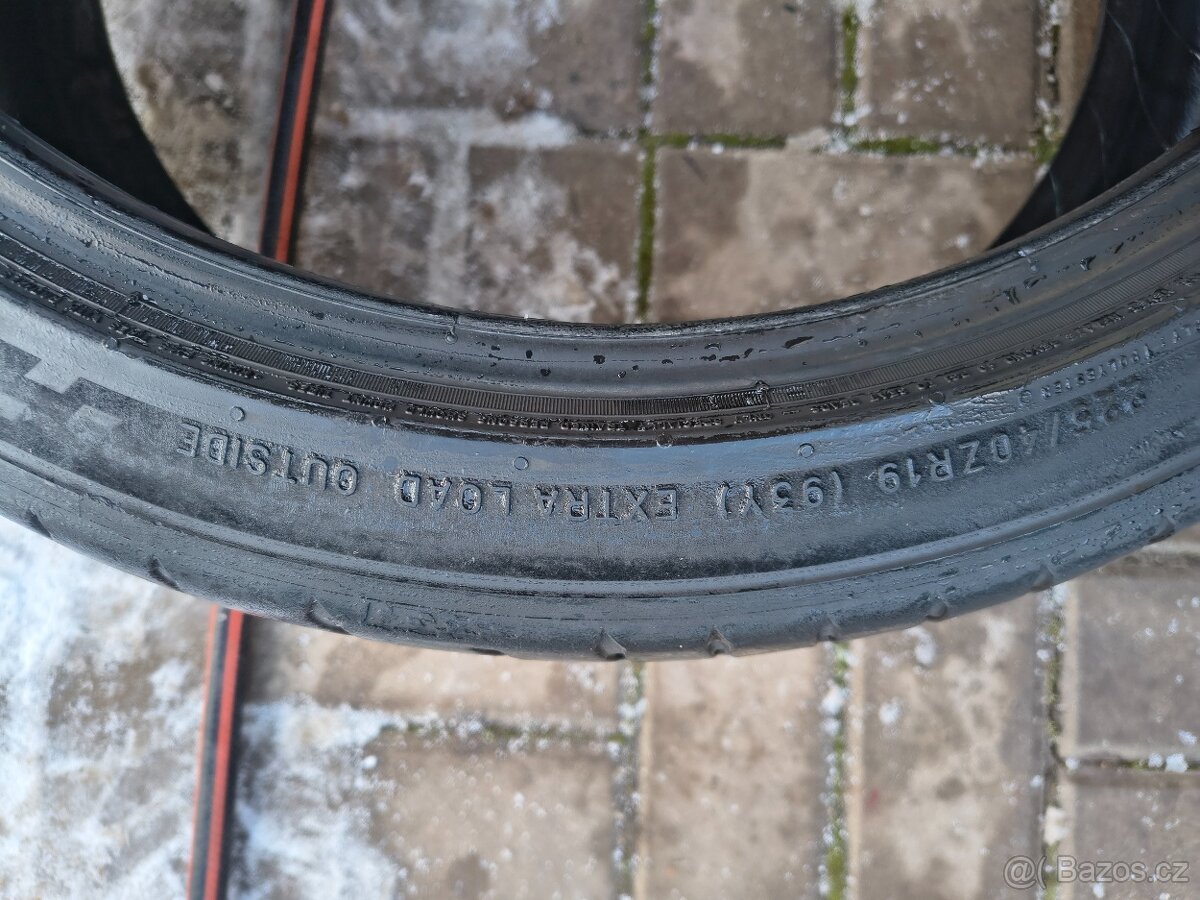 Michelin Pilot Sport 5 225/40 R19 93Y - 5