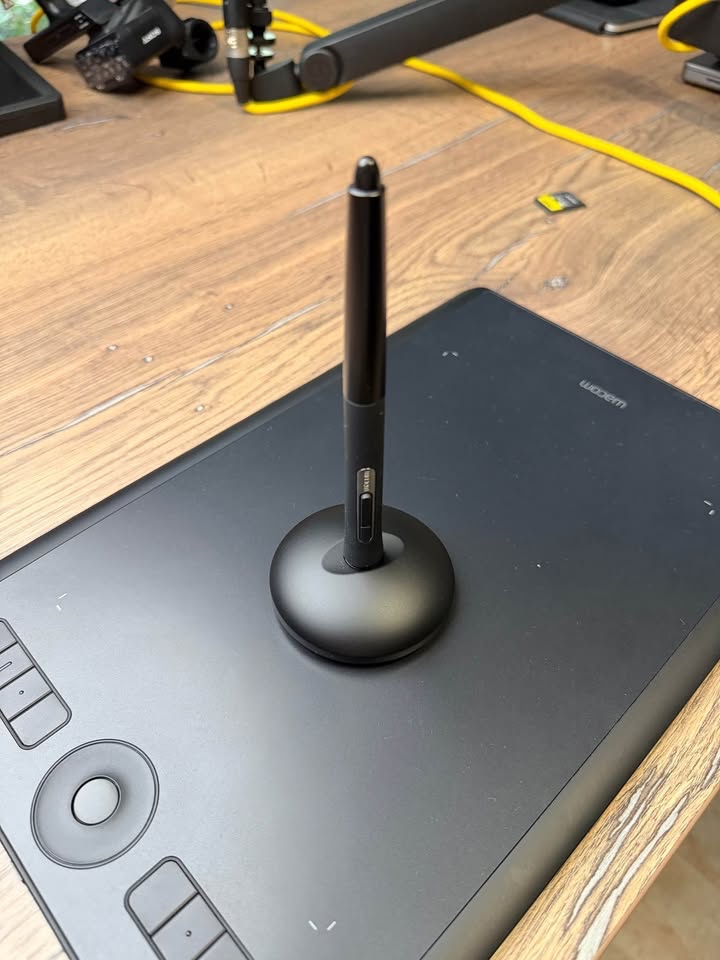 grafický tablet Wacom Intuos Pro M (PTH-660) - 5