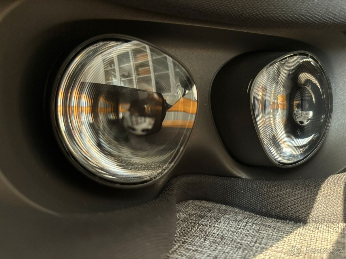 Meta Quest 3S 128 gb + vybavení v hodnotě 2500kč - 5