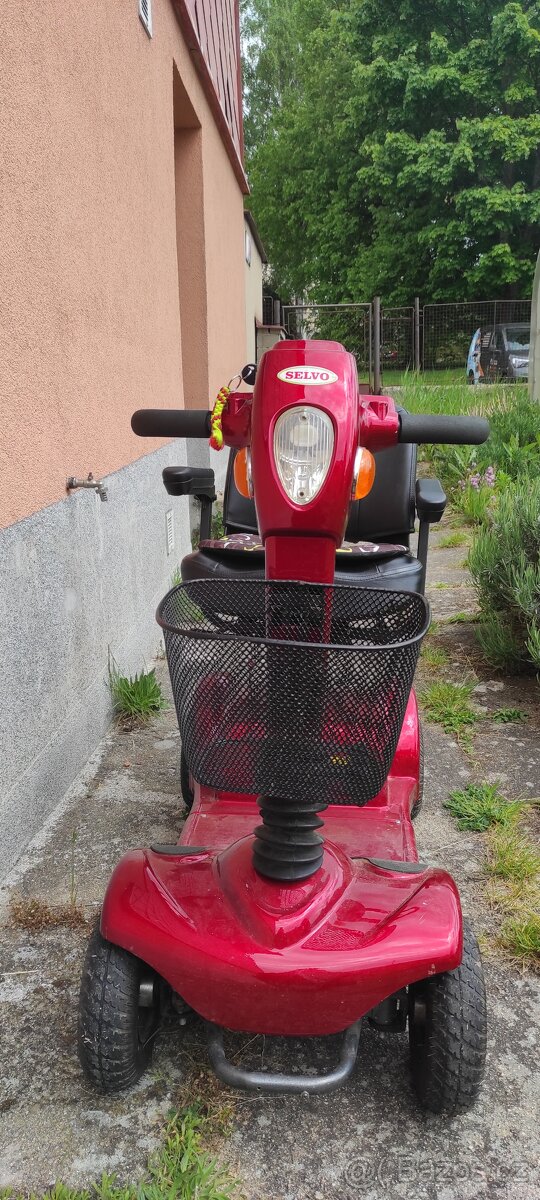 Elektrický invalidní vozík