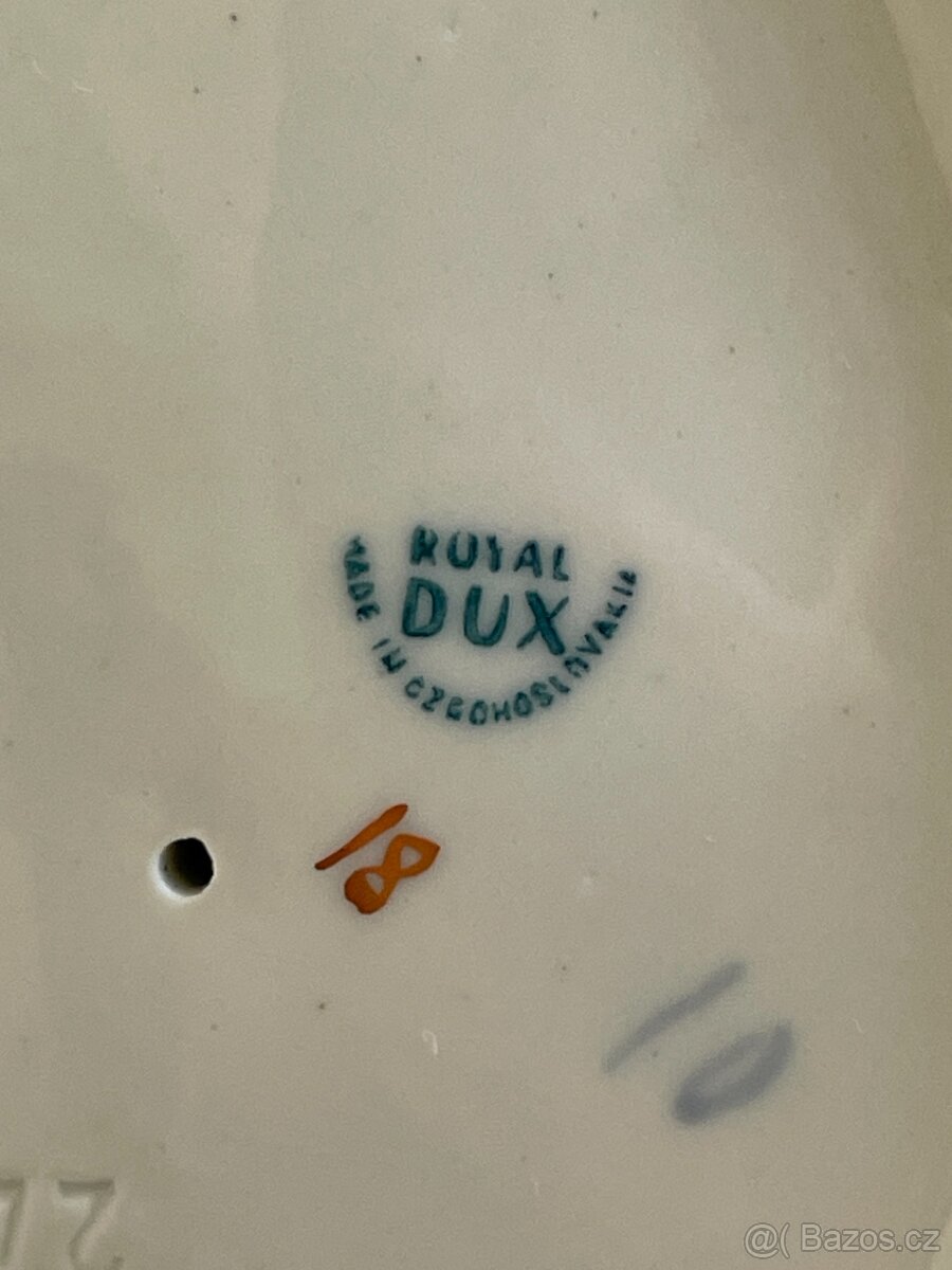 Porcelánová soška Popelky Royal Dux - 5