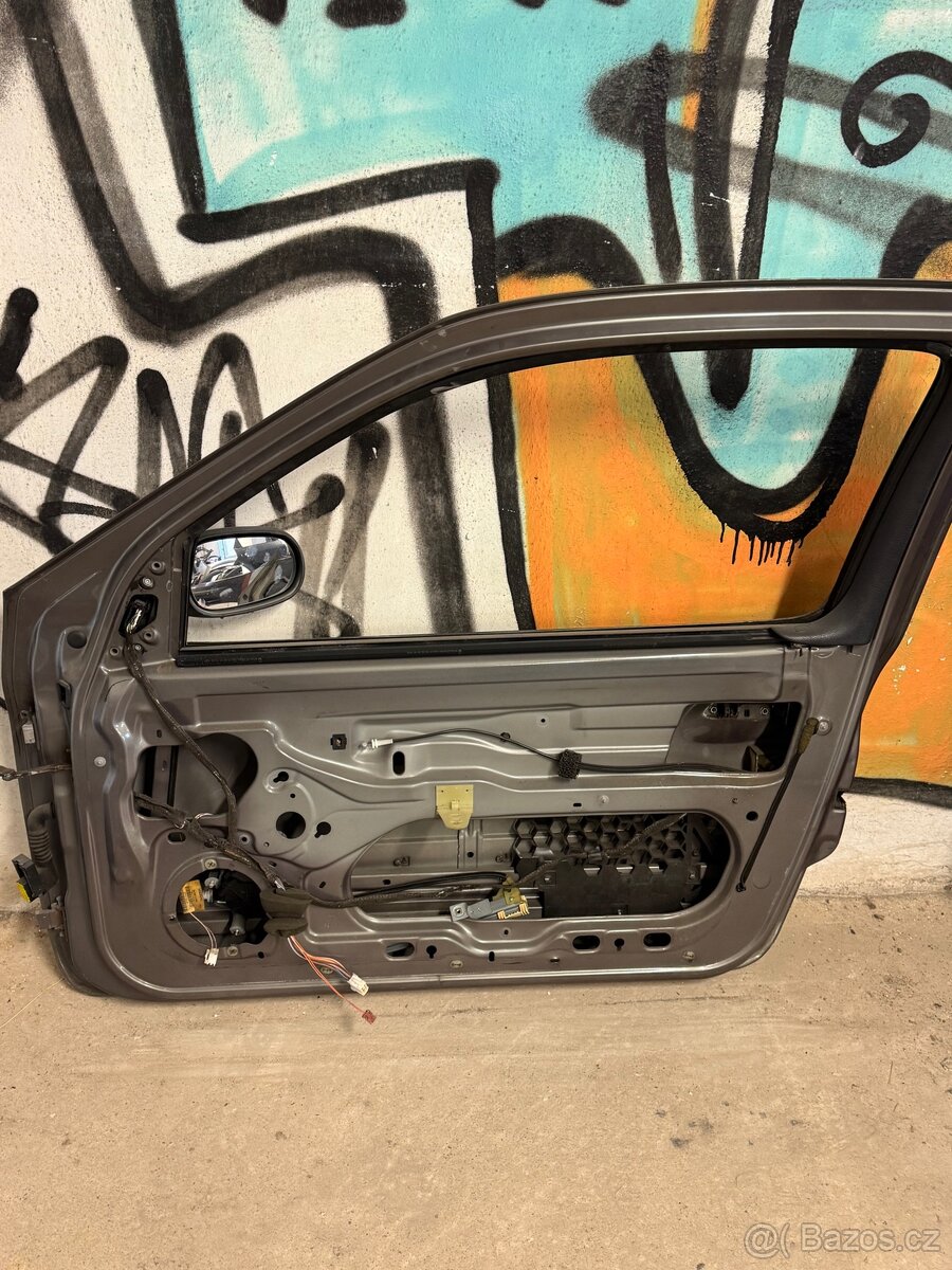 Renault Clio 2 3D, P dveře - 5