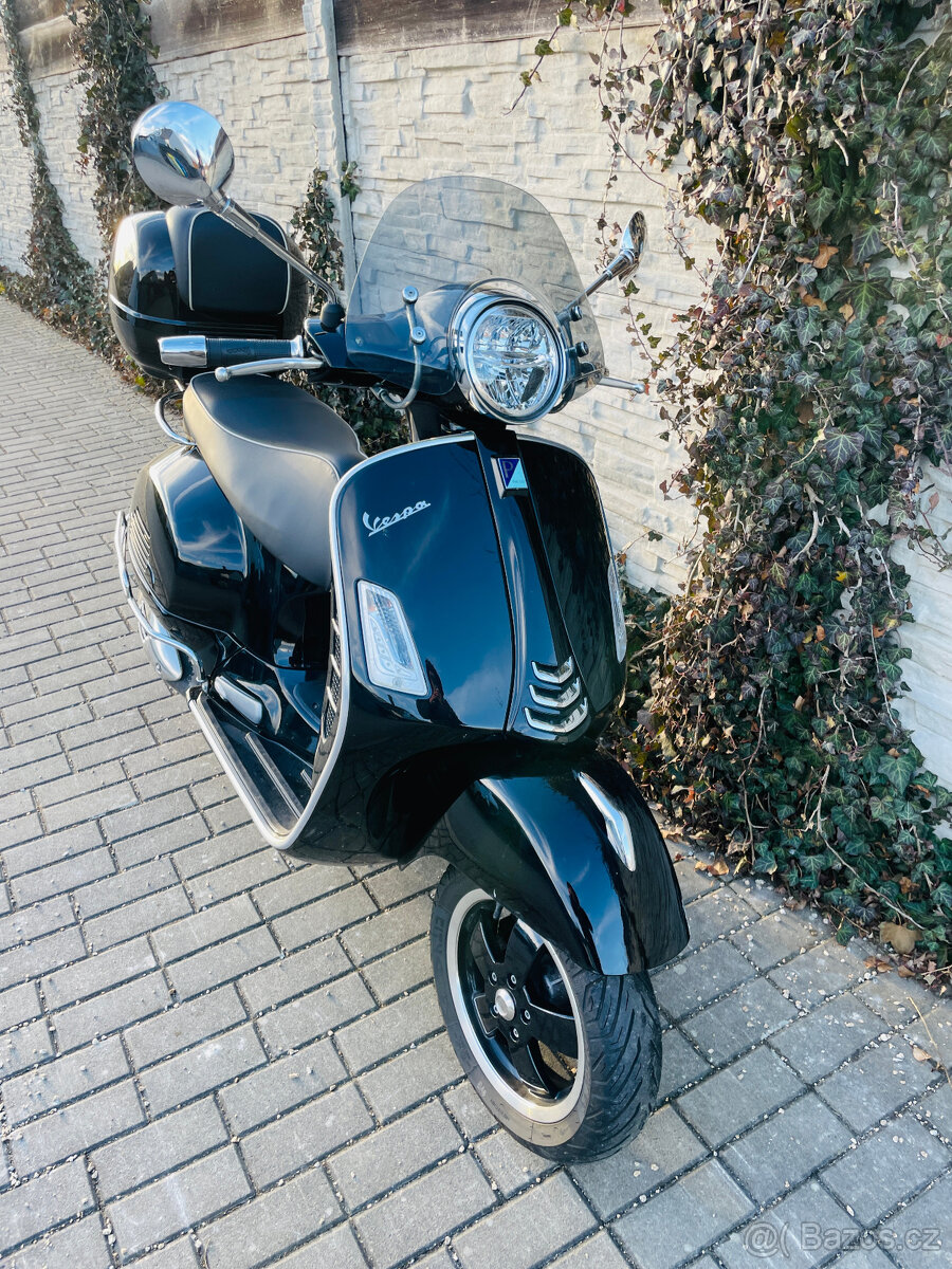 Vespa 300 GTS Super HPE 18kW - 5