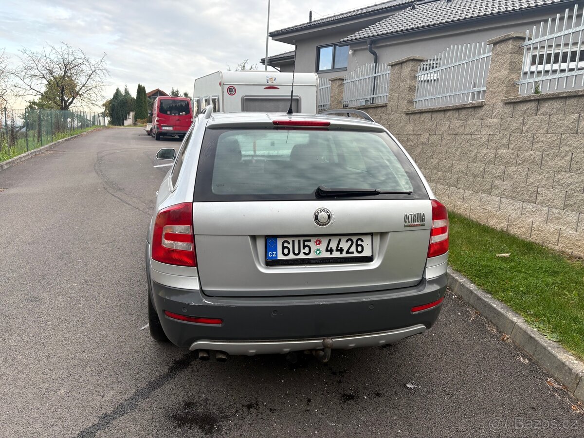 Škoda Octavia scout 2.0 tdi4x4 103kw - 5
