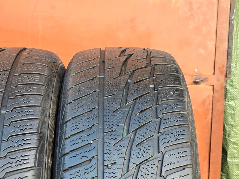 Zimní Matador 215/60/16 XL - 5