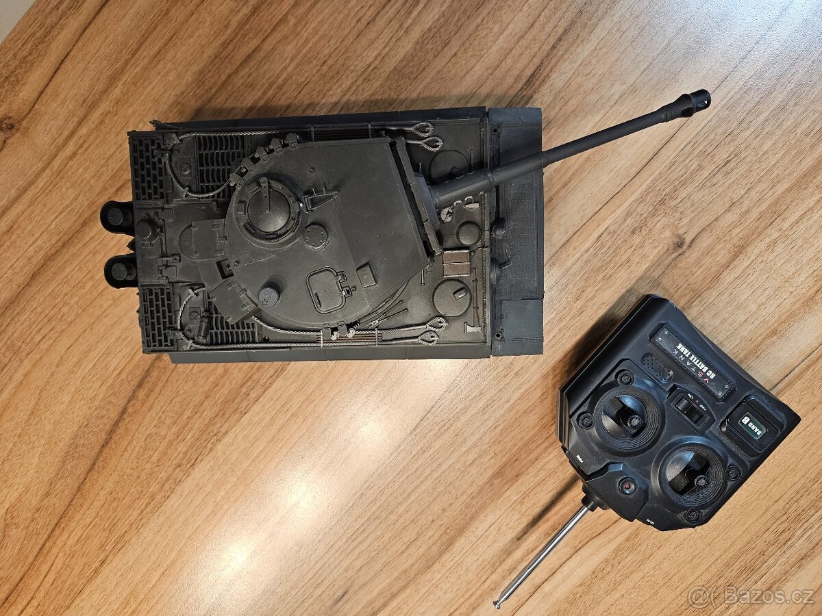 RC tank TIGER I - 5
