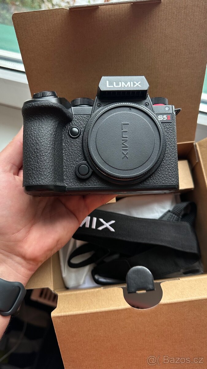 Panasonic Lumix S5II + 3 baterie - 5