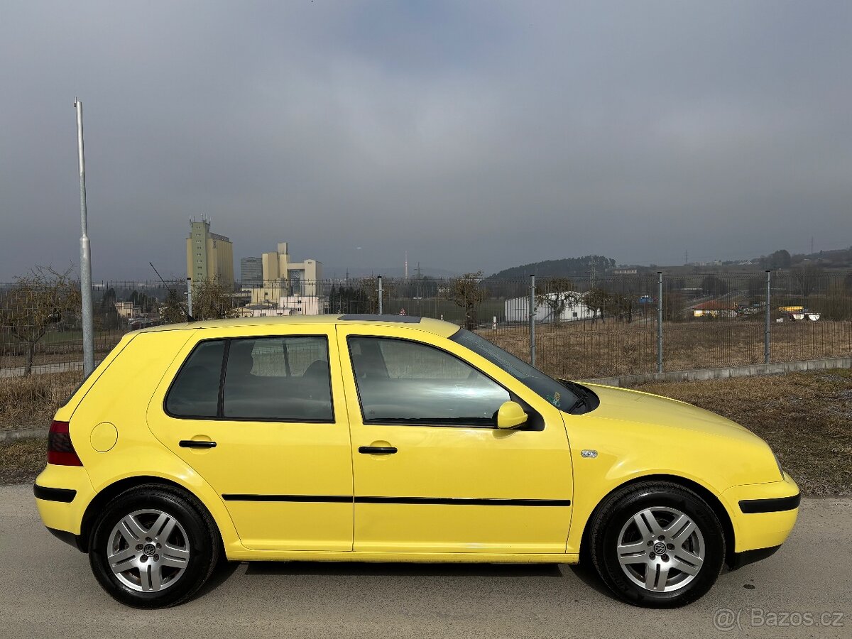 VW Golf IV 1.6i - 5