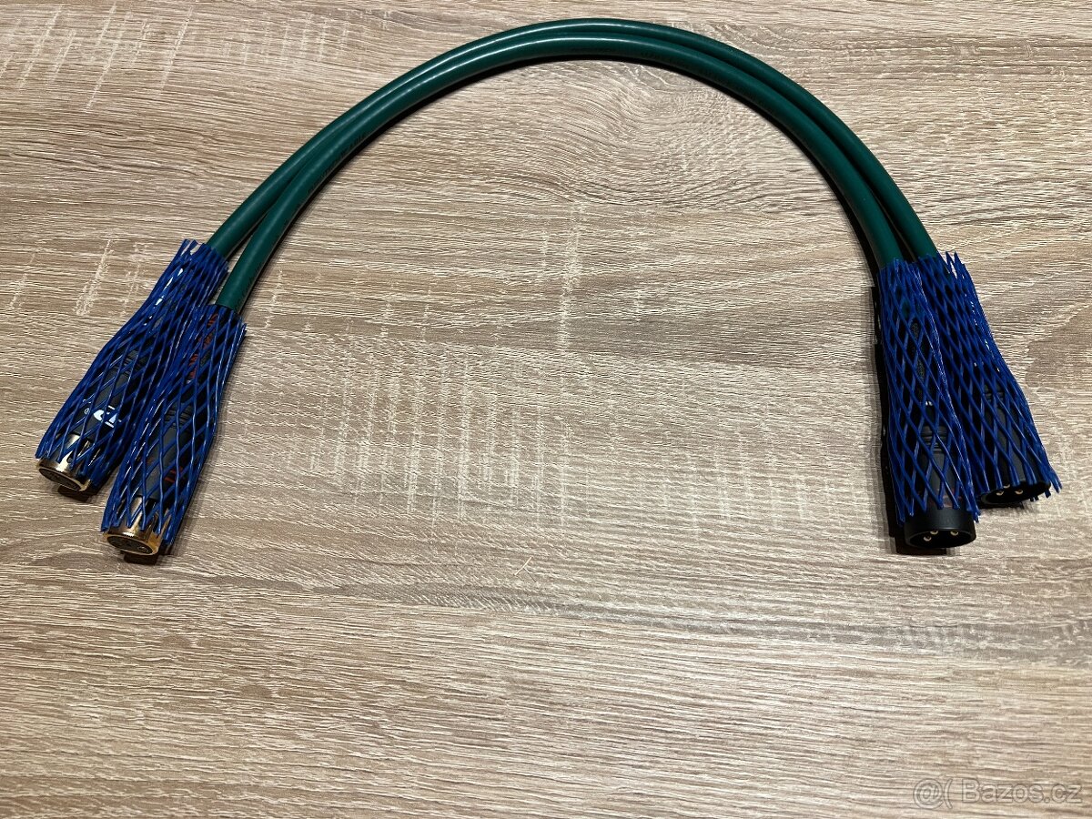 XLR KABELY FURUTECH FA220 (kopie) - 5