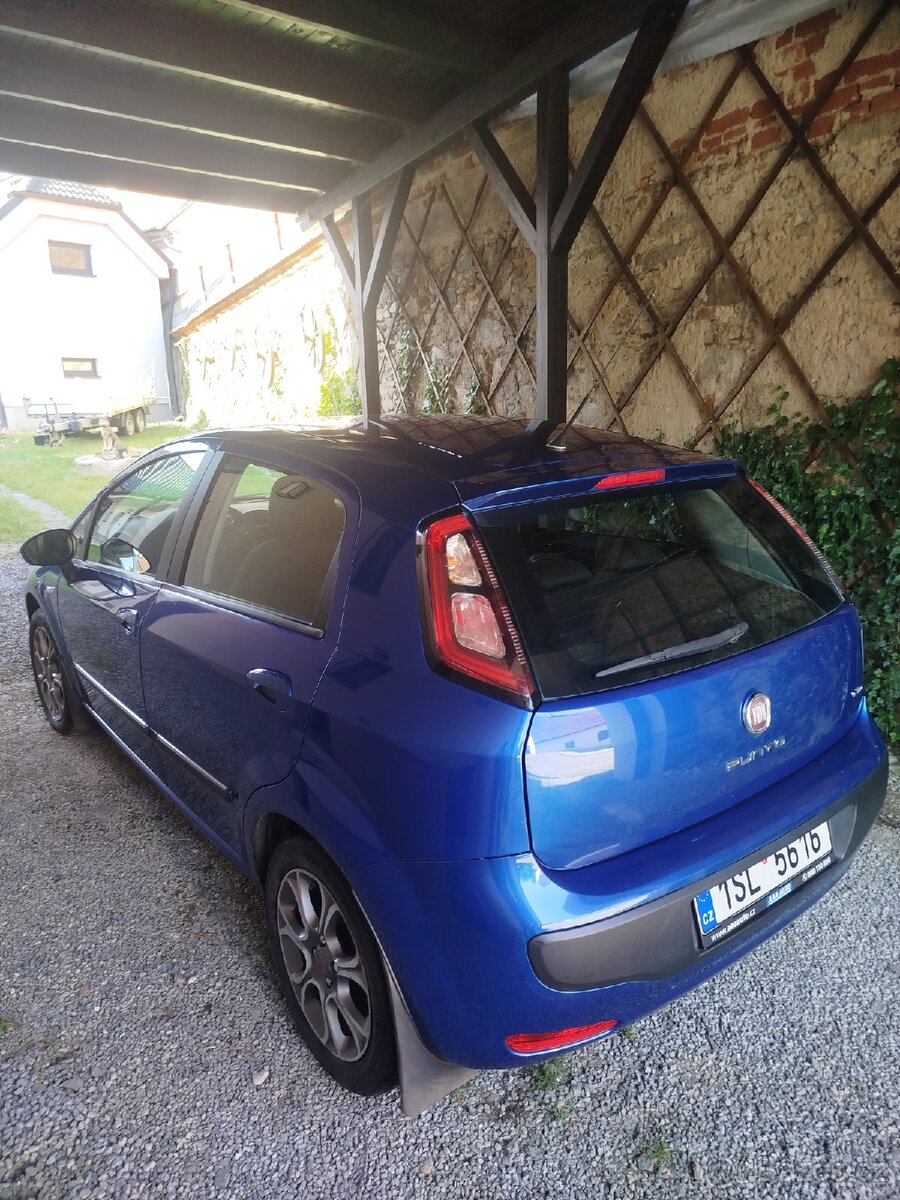Fiat Punto Evo 1,2 - 5