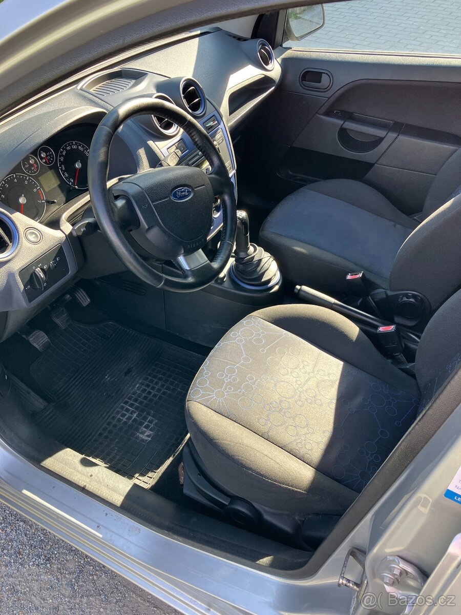 FORD FIESTA 1.3, 51 kw - 5
