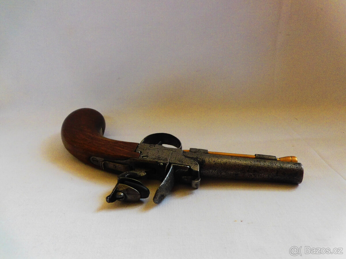 Křesadlová pistole, kolem roku 1750 - 5