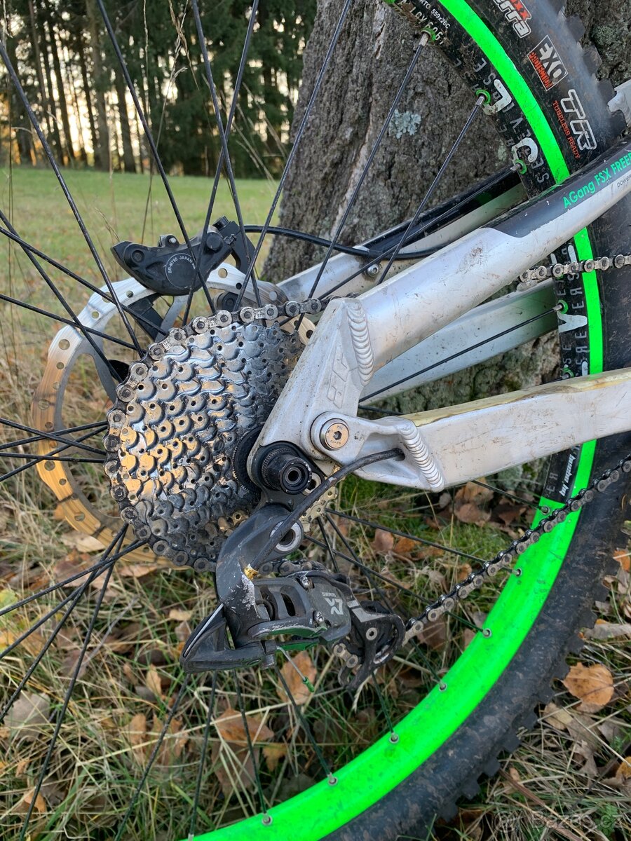 Celoodpružené kolo Agang Ninja 2.0 DH 2015 - 5
