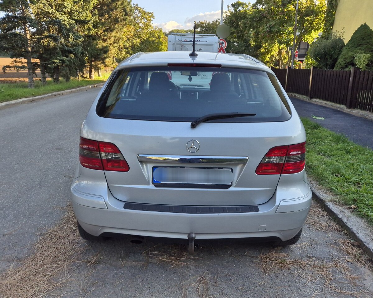 Mercedes-Benz B180 80kW Klima Tažné Facelift - 5
