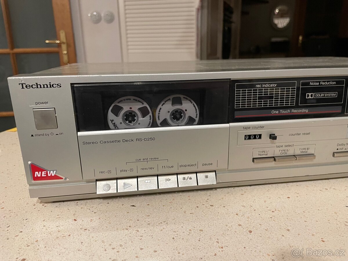 Kazetový magnetofon Technics RS-D250 - 5