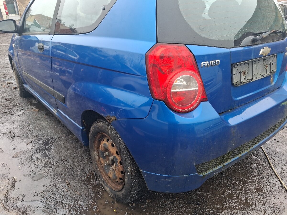 Chevrolet Aveo - 5