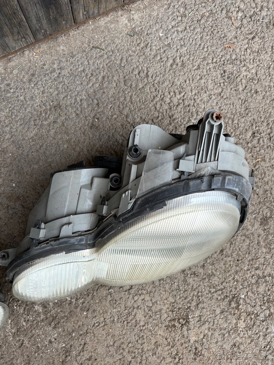 Mercedes cl203 přední světla - 5