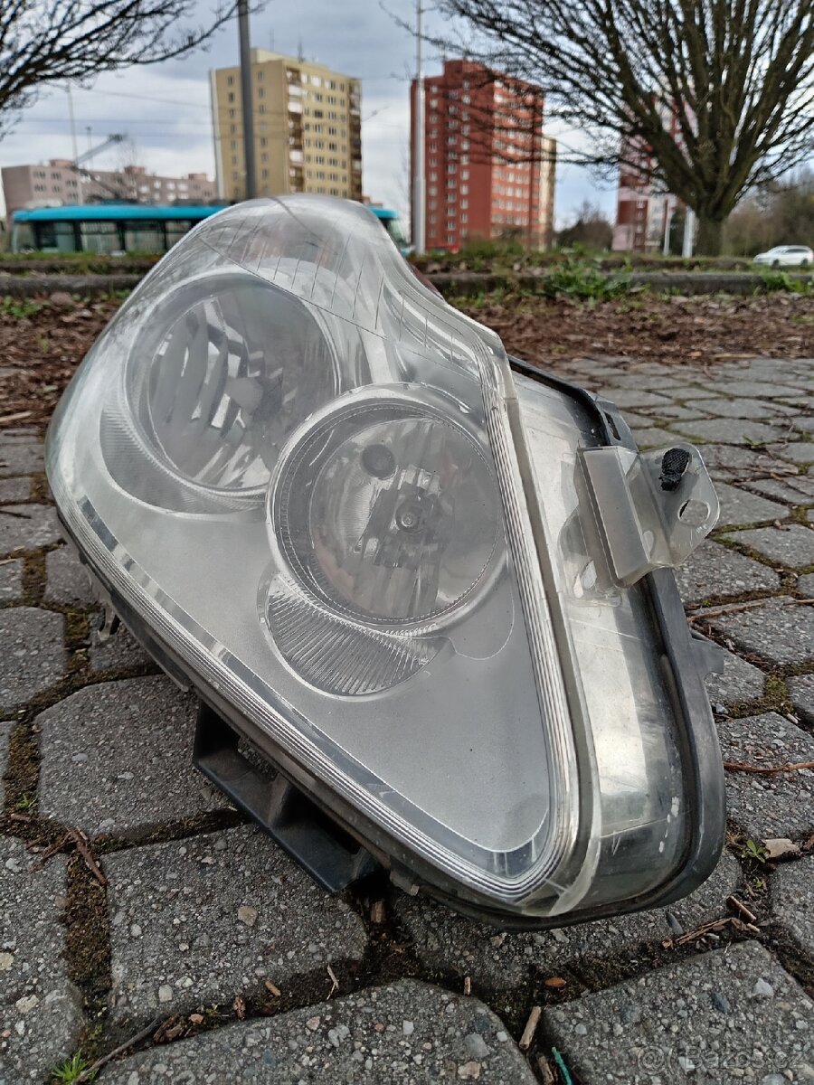 Přední pravé světlo Opel Corsa D - 5