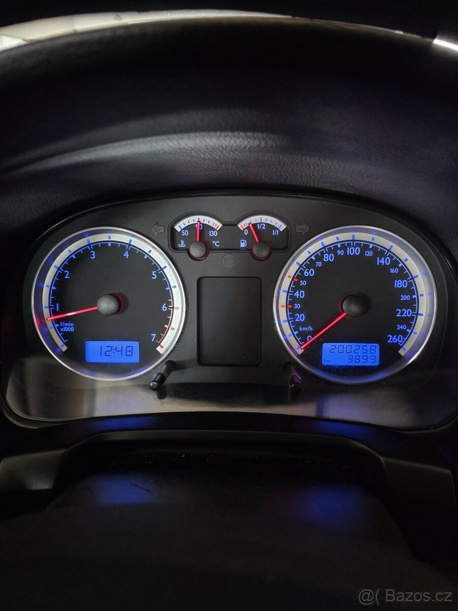 VW Golf 4 1.4 16V OCEAN verze - 5