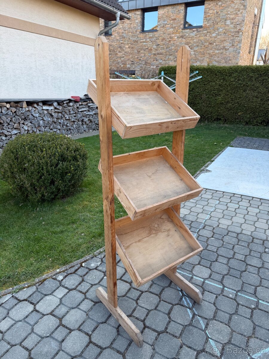 Dřevěné regály - 5