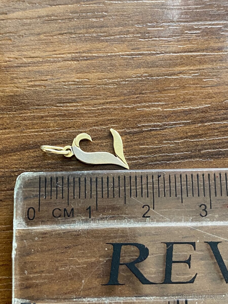 Zlatý přívěsek - 5