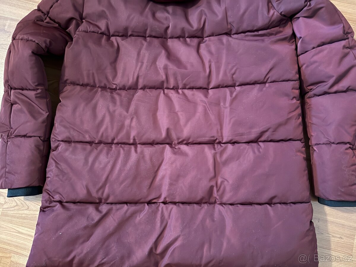 DÁMSKA BUNDA GUESS vel.M - 5