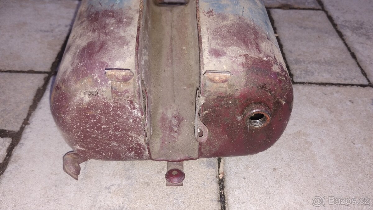 Jawa 550 Pařez - nádrž+ vicko - 5