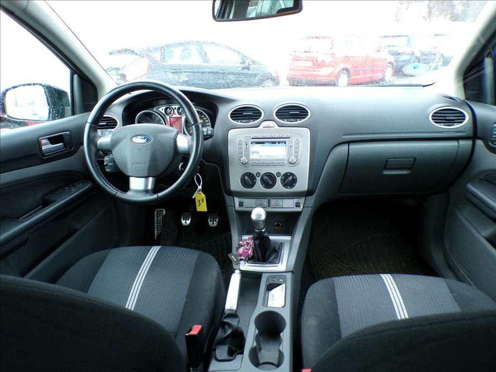 Ford Focus 1,6 16V NAVIGACE - 5