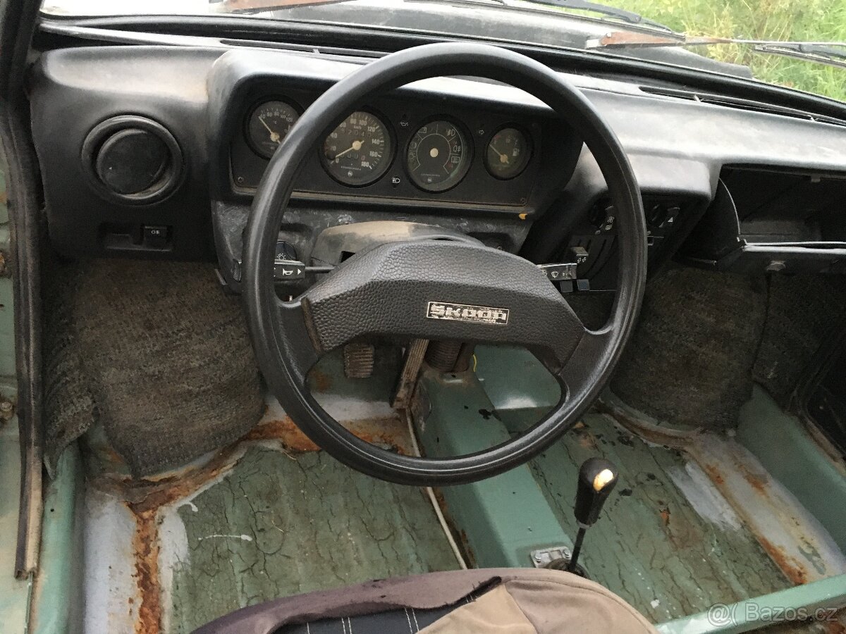 Prodám Škoda 120L - 5