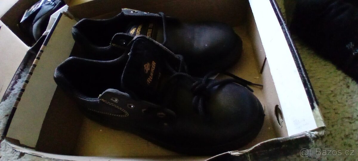 4x pánské pracovní boty vel. 44 NOVÉ - 5
