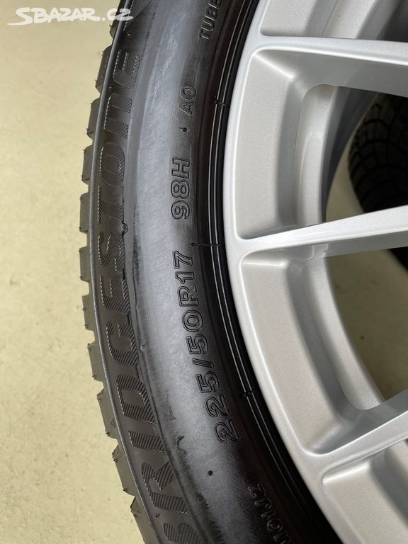 Originální sada Audi 225/50/17 zimní č.H46.3 - 5