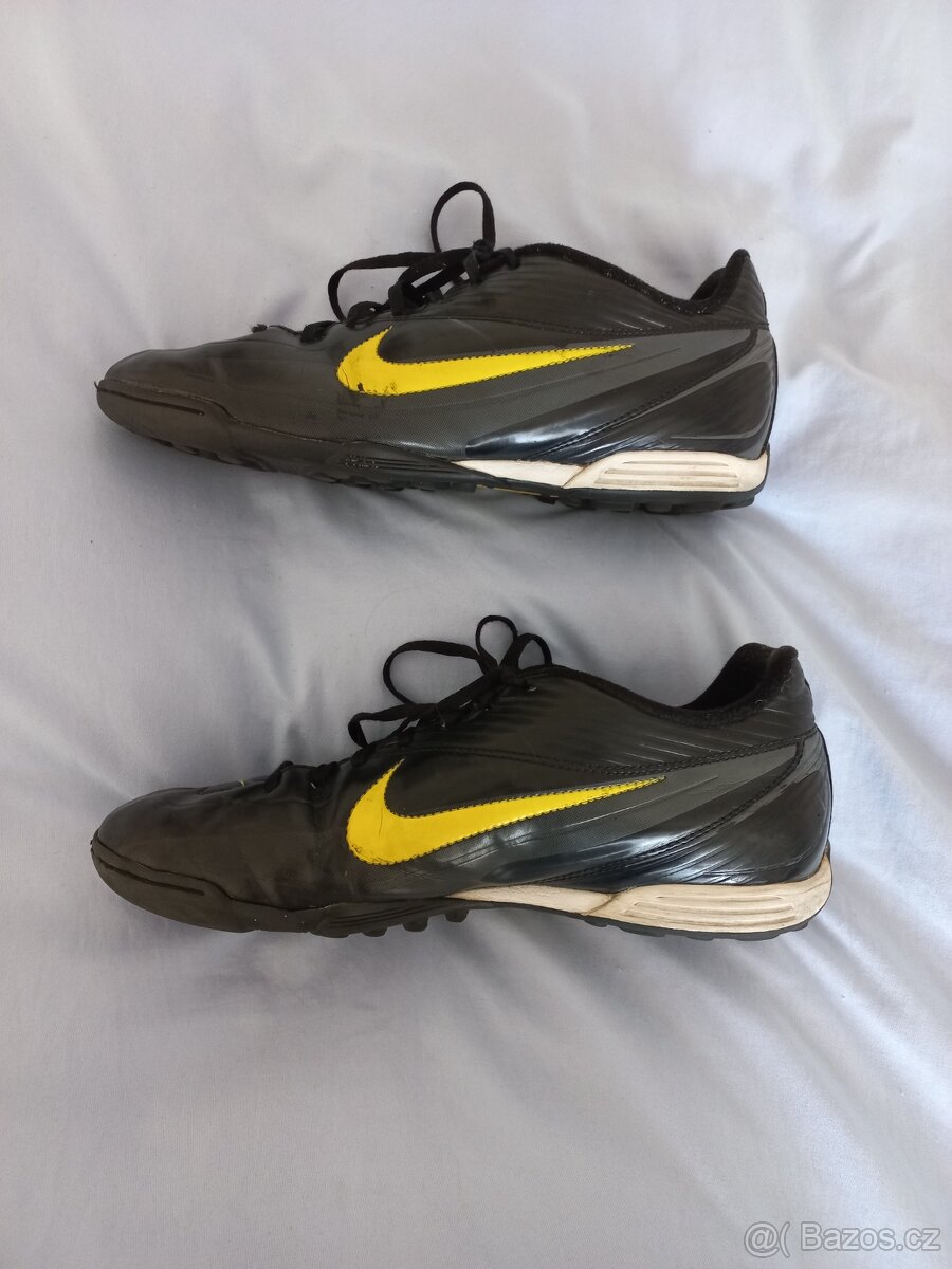 Turfy Nike vel. 44 - 5