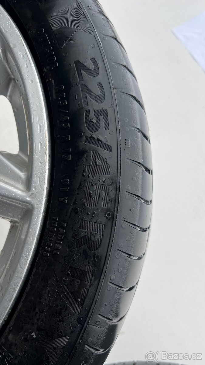 Sada zánovních letních ALU kol Škoda |5x112; 225/45/17| - 5