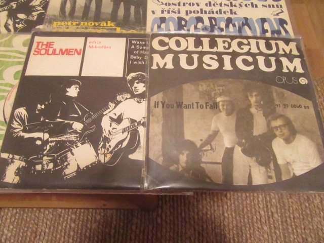 17 SP/EP desek čs. rock - 5