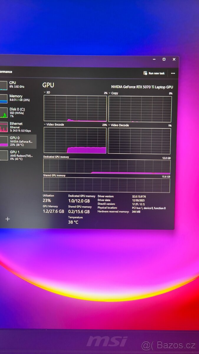 2025 MSI VECTOR 18HX A9W - 5
