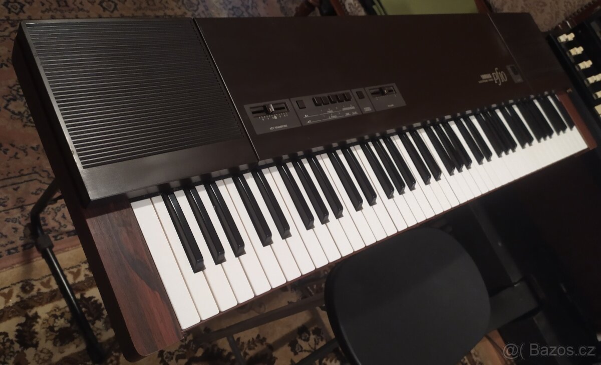 Yamaha PF 10 - 5