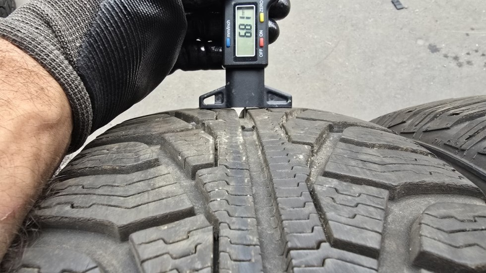 Zimní pneu 205/55/16 Uniroyal - 5