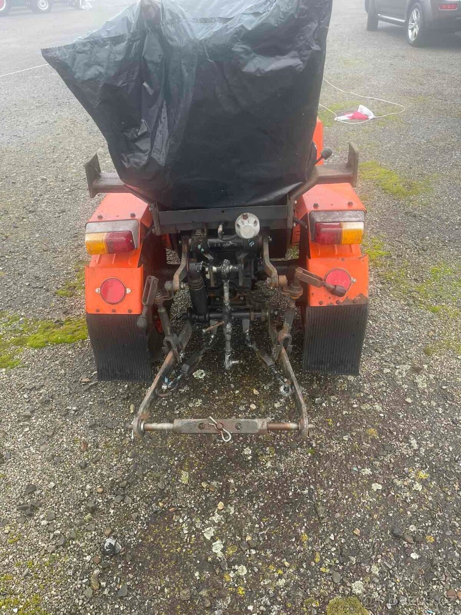 Traktor BELORUS 082 .příslušenství - 5