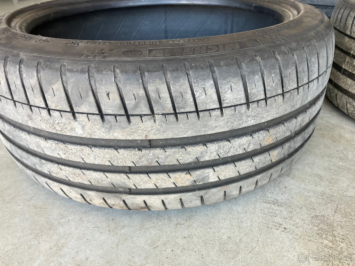 Pneu Michelin 225/40/18 - 5