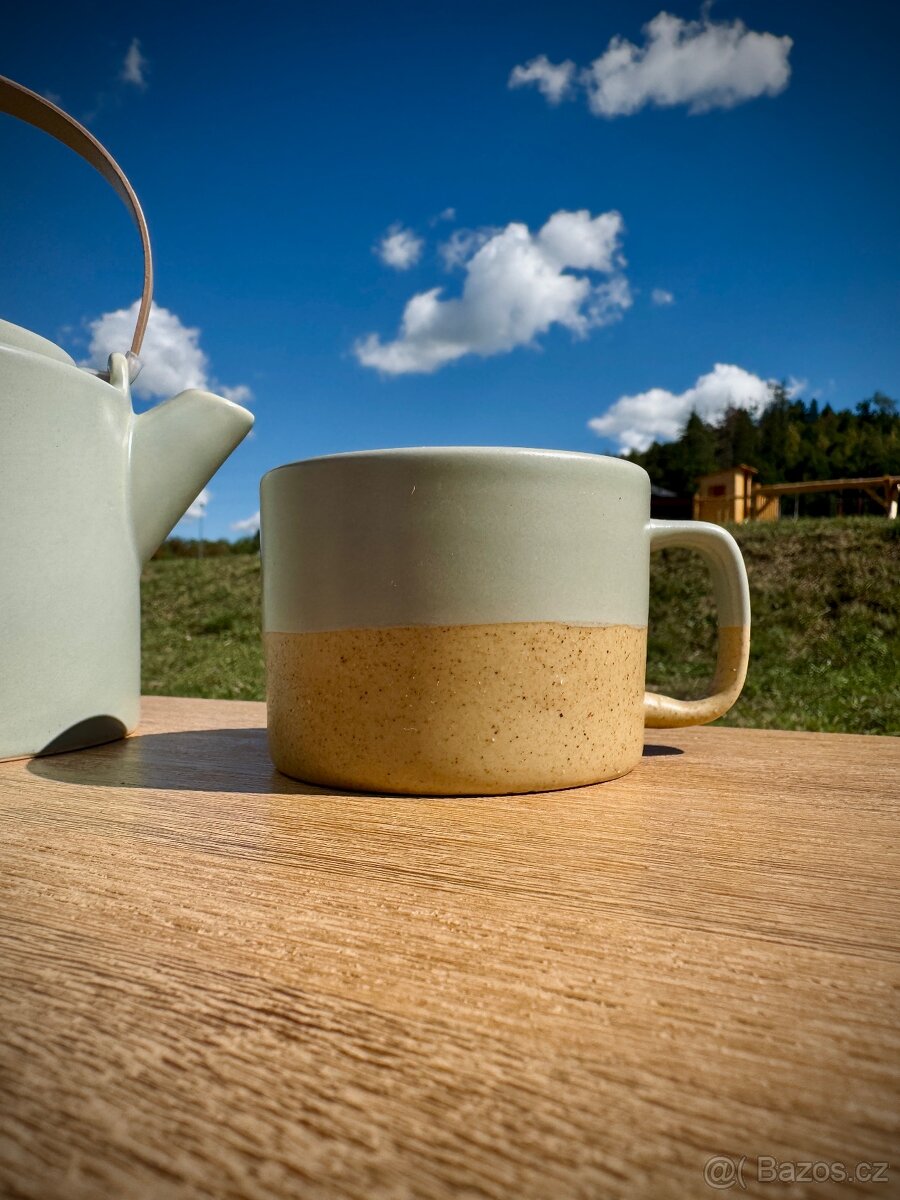Moderní keramická čajová souprava – konvice a 2 hrnky - 5