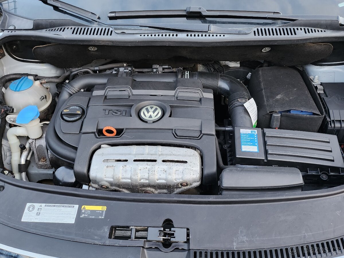 Volkswagen Touran - 5