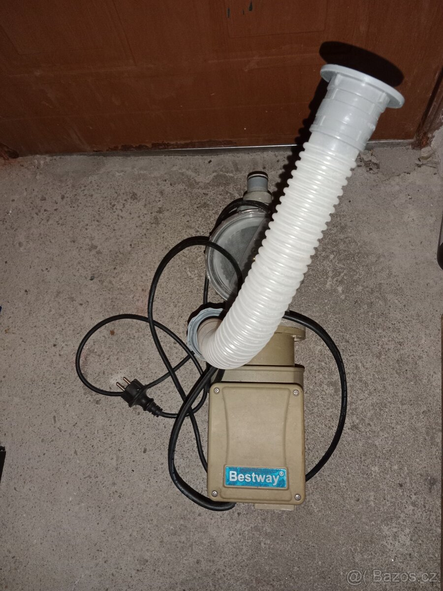 Bazénové čerpadlo a čerpadlo k výřivce - 5