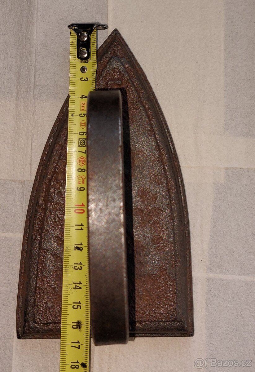 Starožitná žehlička - 5