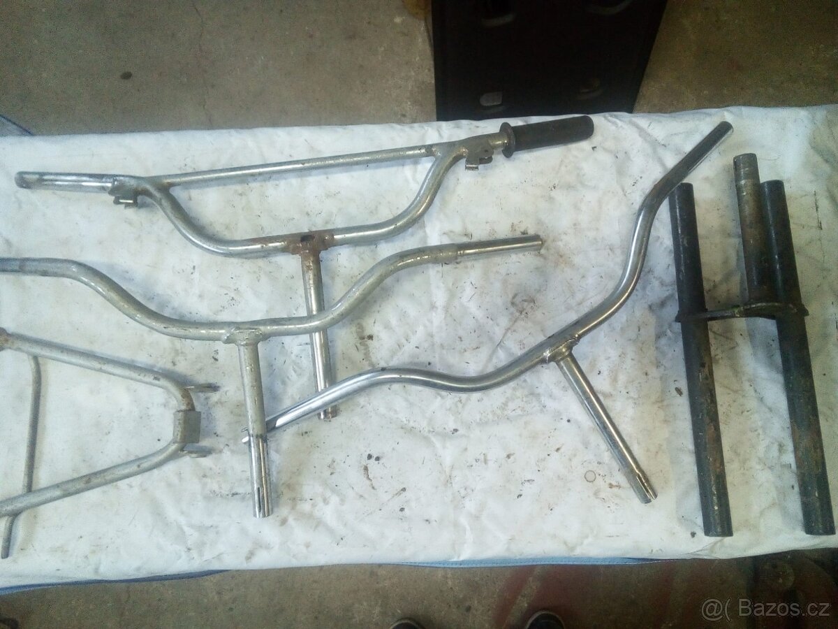 JAWA - ŘIDÍTKA, VÝFUKY,STOJÁNEK - 5