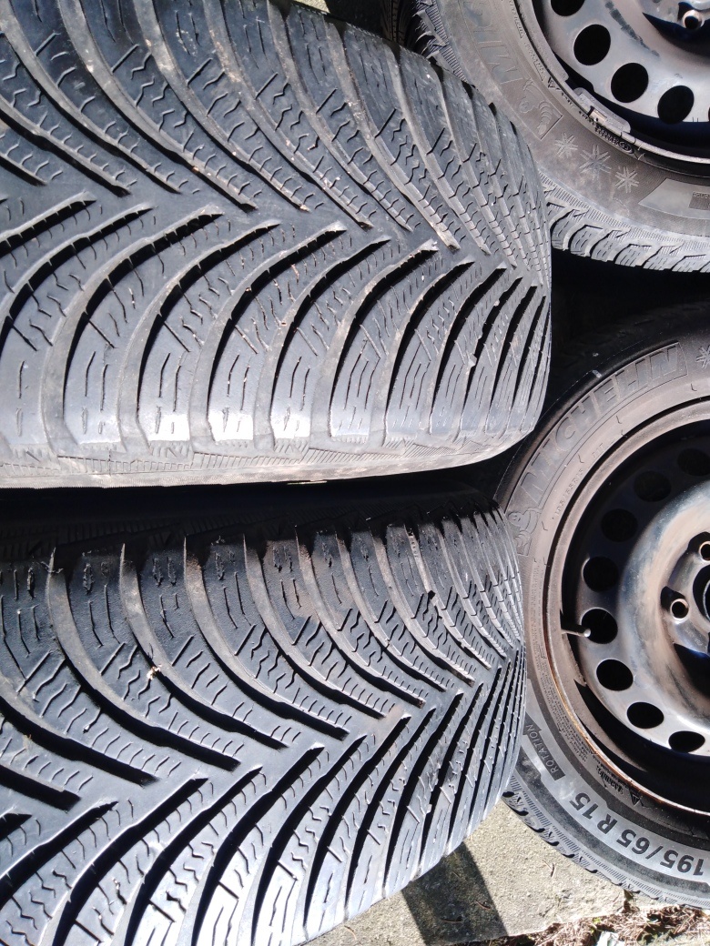 sada kol 15" Octavia 2. (Golf5, Touran) ET47 - 5